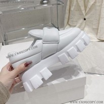 プラダ 偽物 ソフト パデッドナッパレザー ローファー puu80418