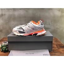 バレンシアガ 偽物 トラック トレーナー スニーカー レースアップ 542436W1GB19059