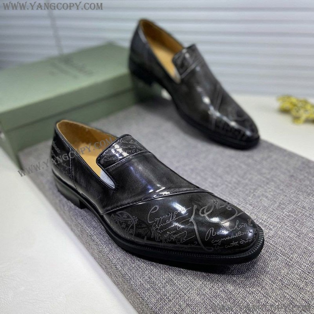 ベルルッティ 偽物 ローファー CLASSIC ヴェネチアレザー bei05637