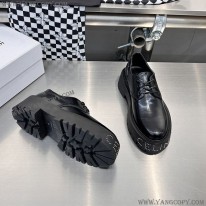 セリーヌ コピー アウトソール スタッズ ダービー ローファー厚底 353303602c