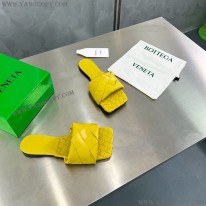 ボッテガ ヴェネタ スーパーコピー ラバー リド フラットサンダル キルティング bot96497