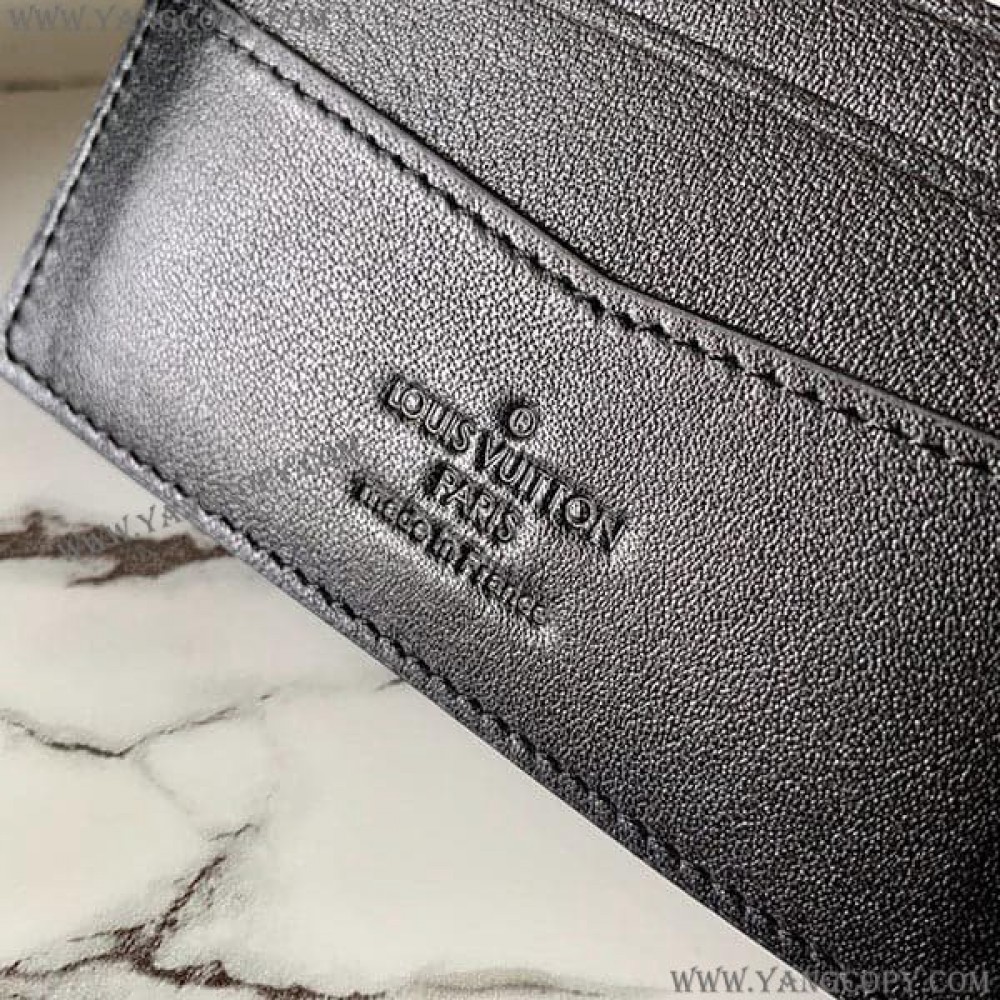 ルイヴィトン 財布 折り財布 ブラック モノグラム M69075