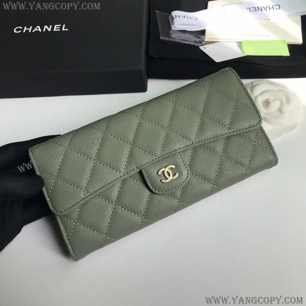 シャネル スーパーコピー 二折りカブセ長財布 キャビア shm47119