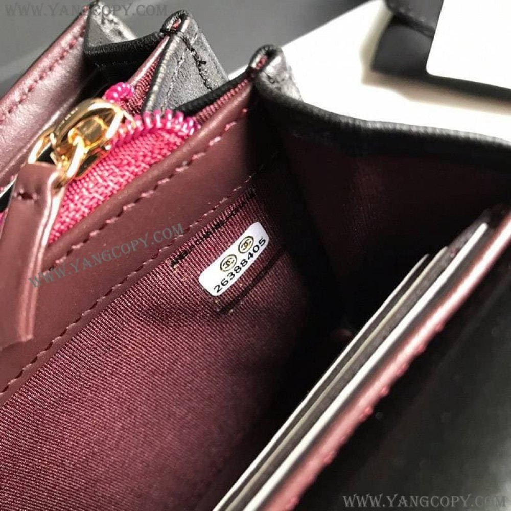 シャネル スーパーコピー 二折りカブセ長財布 マトラッセ shw23204