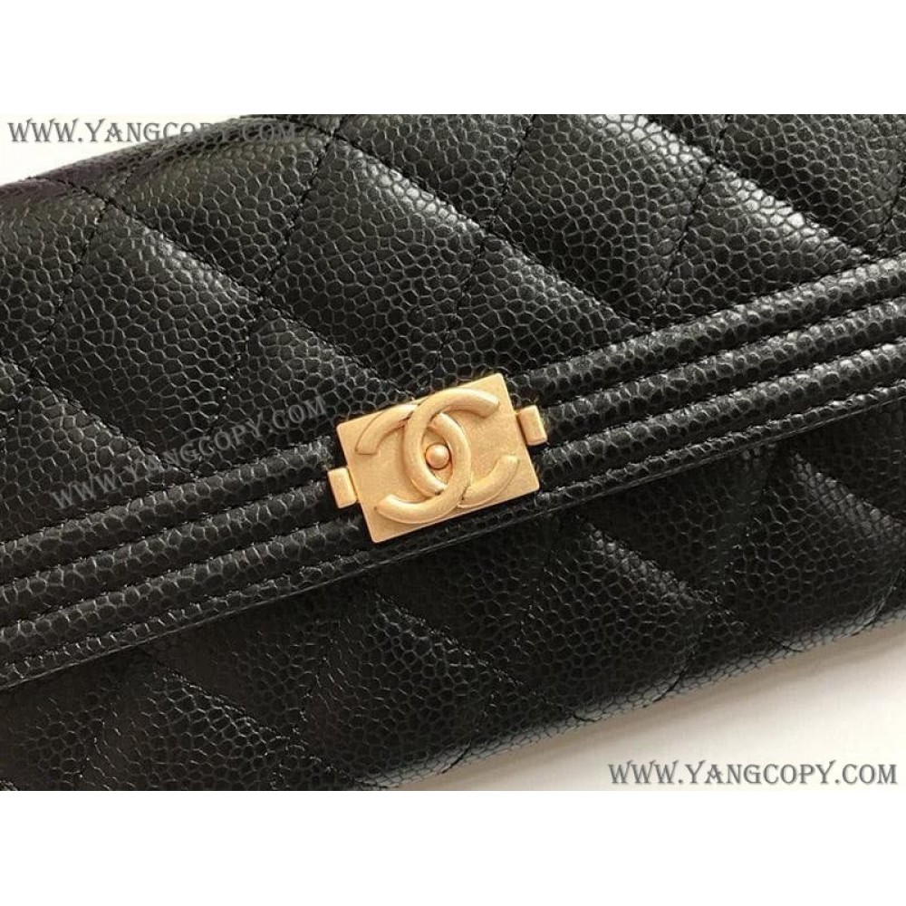 シャネル 偽物 長財布 ボーイ シャネル 偽物 キャビアスキン shu95881