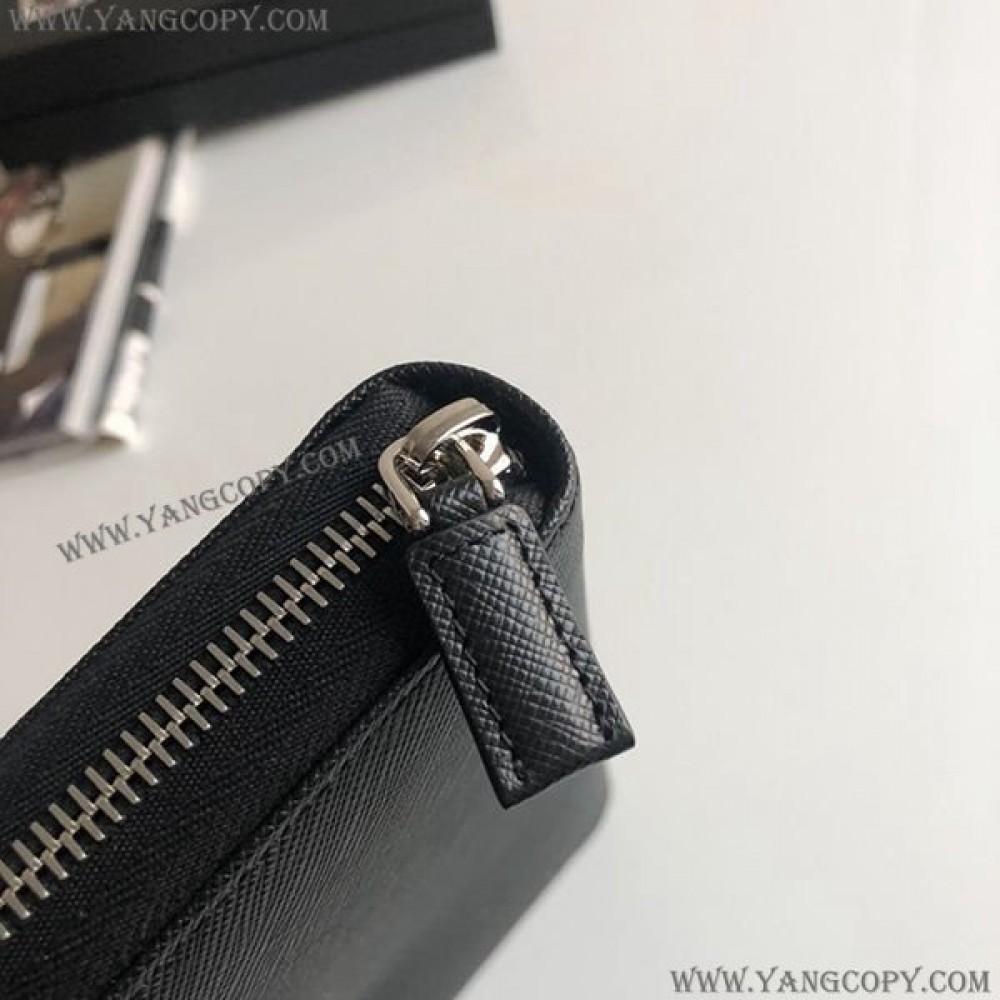 プラダ 偽物 サフィアーノ 長財布 pug38342