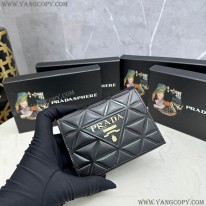 プラダ 偽物 ブラッシュド レザー 折り財布 puw31659