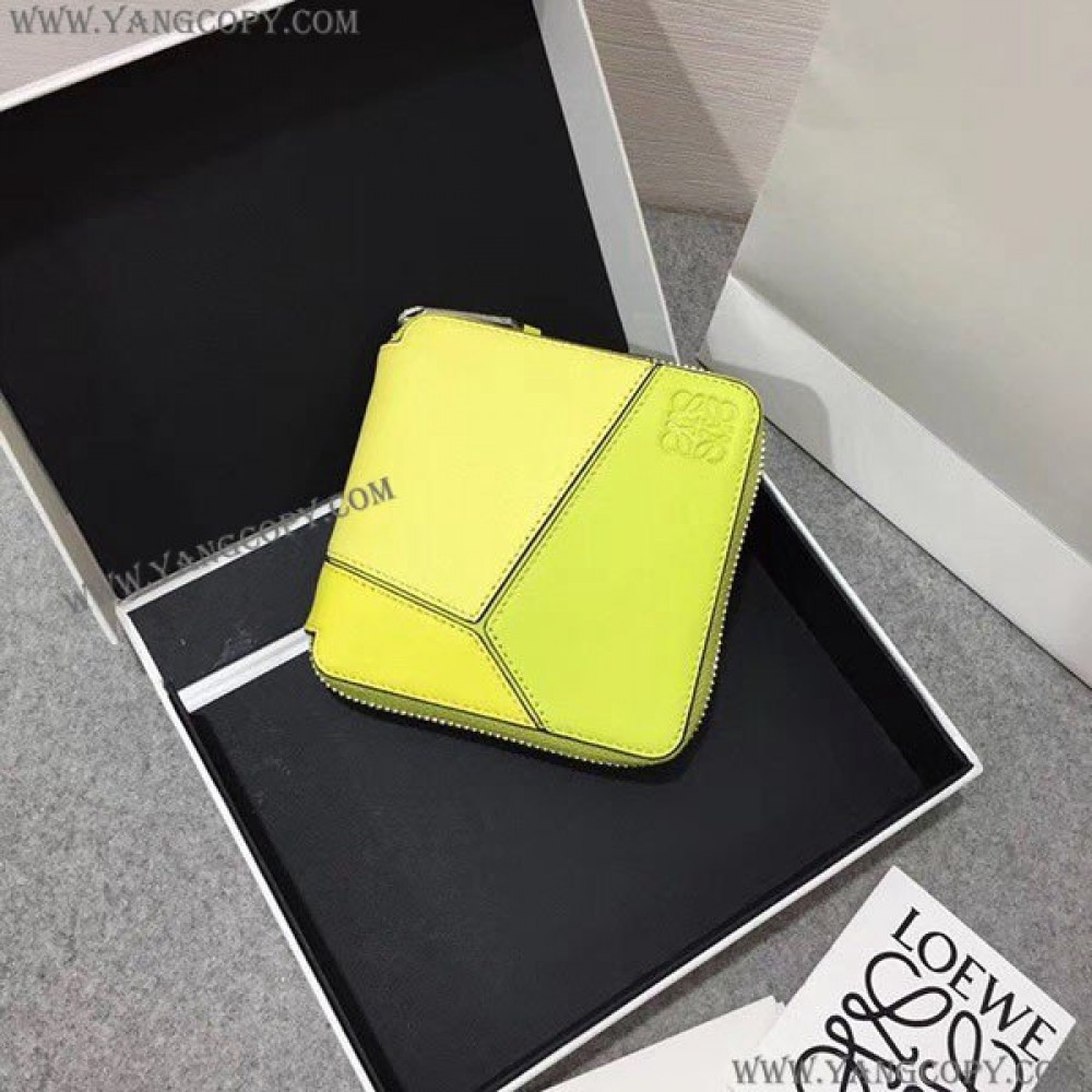 ロエベ 偽物 パズル ラウンドジップ二つ折り財布 loi03845