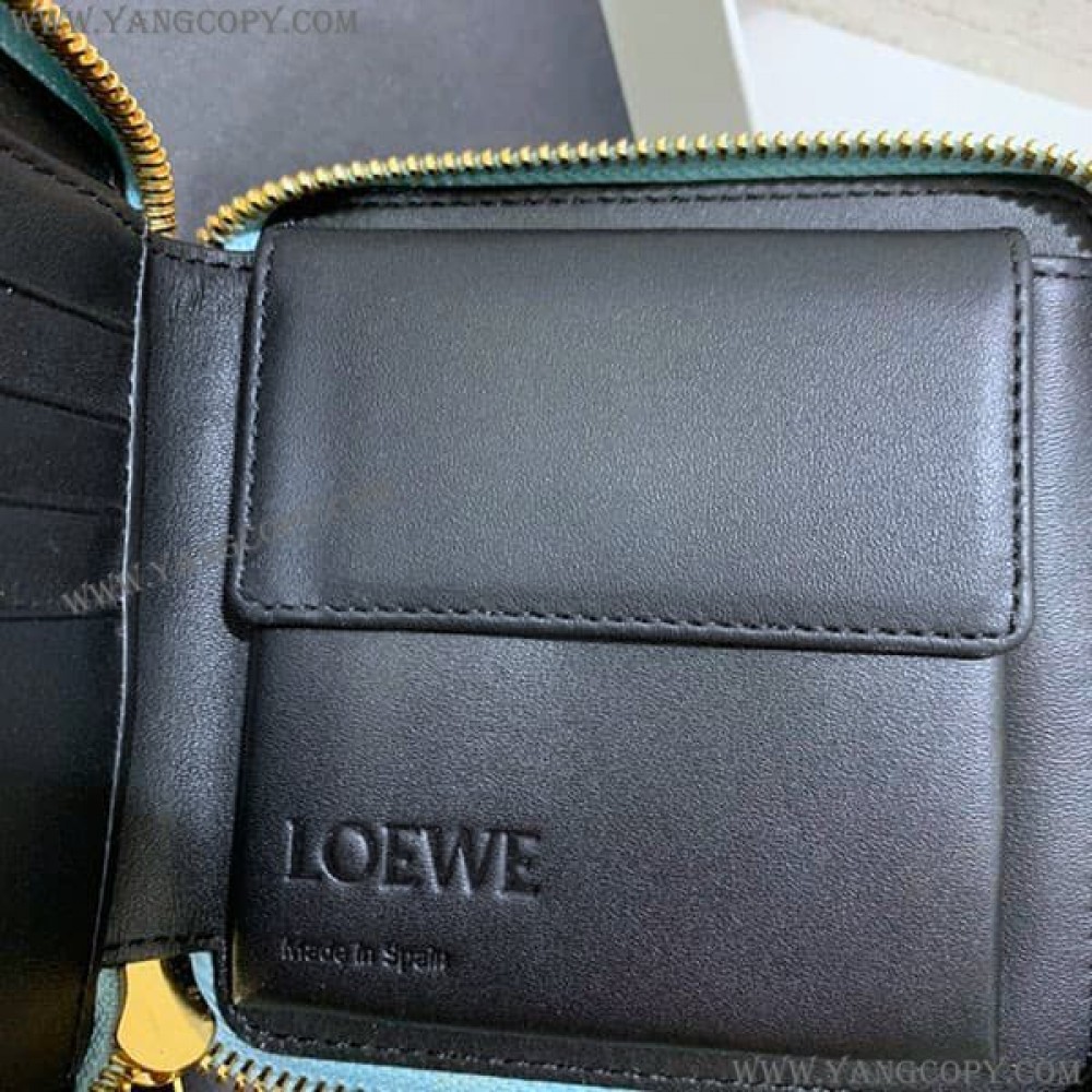 ロエベ 偽物 パズル ラウンドジップ二つ折り財布 lox74910