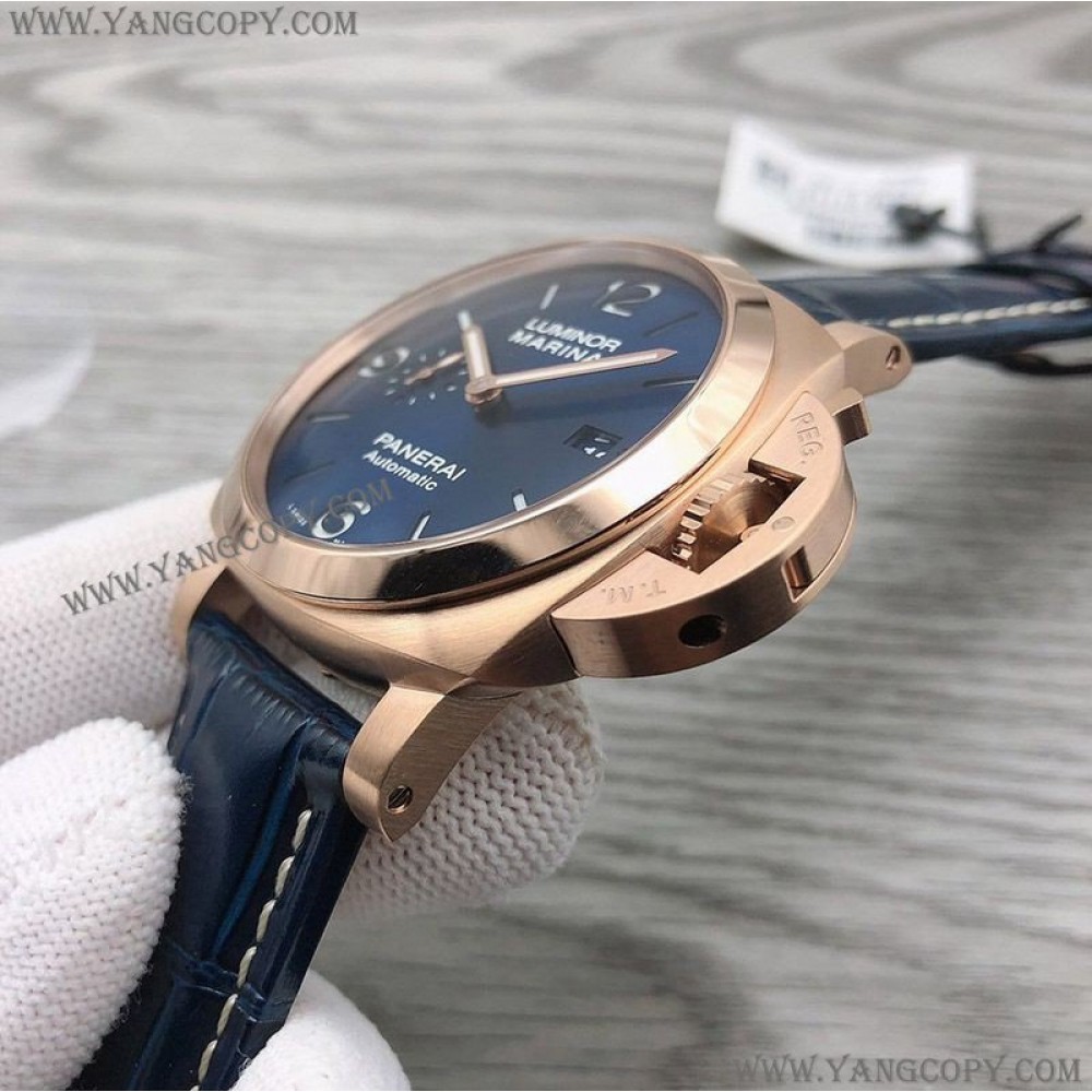 パネライ スーパーコピー ルミノール マリーナ ゴールドテック 44mm PAM01112