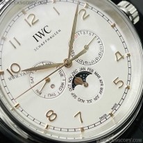 IWC スーパーコピー ポルトギーゼ パーペチュアル カレンダー 42 iwx97899