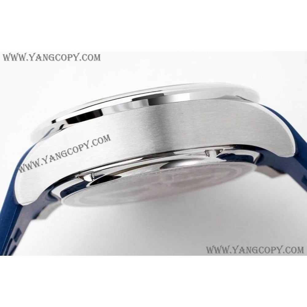 IWC 偽物 ポルトギーゼ ヨットクラブ クロノグラフ iwa90206