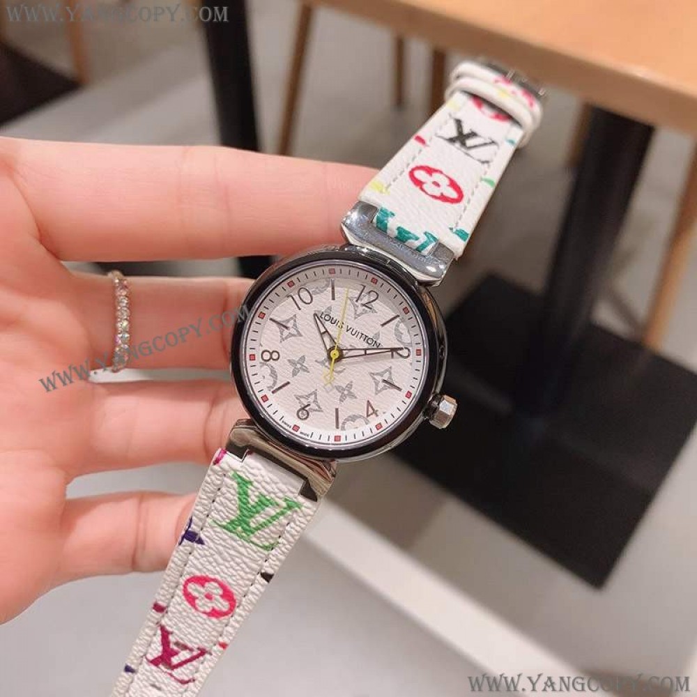 ルイヴィトン 偽物 時計 タンブール ストリート ダイバー 33mm vun31939