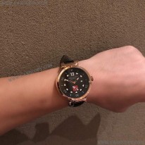 ルイヴィトン 偽物 時計 タンブール ストリート ダイバー 44mm vut04398
